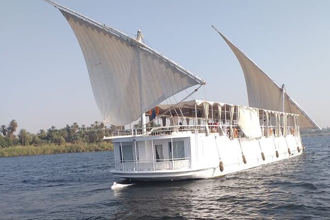 7 Day Luxury Egypt Tour Pyramids GEM Dahabiya Cruise & Abu Simbel