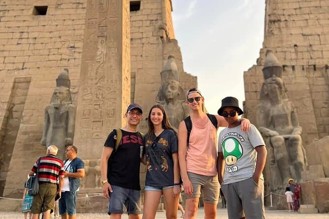8-hours Private Luxor Day Tour to East and West Banks