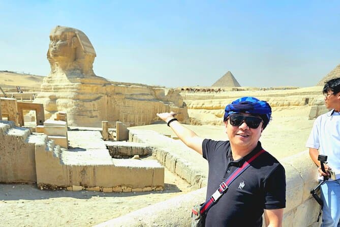 Private Day Tour Pyramids of Giza & Lunch All inclusive