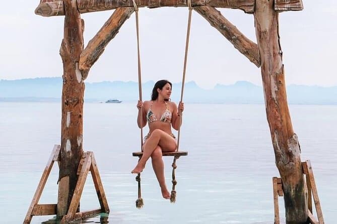 Paradise Hula Hula island with Snorkeling and Lunch in Hurghada