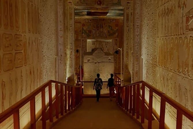 Egypt Gold Edition 9 Day Cultural Tour with Flight GEM and Cruise