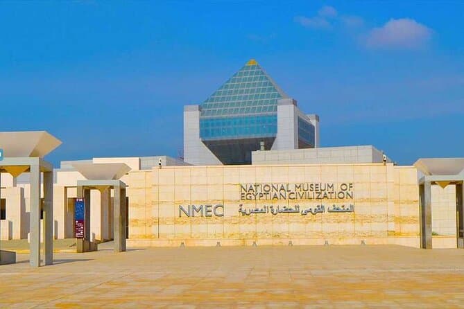 Guide on site tour to Grand Egyptian Museum And National Museum