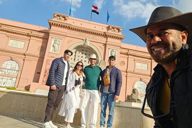 Day Tour To Giza Pyramids Sphinx Egyptian Museum Bazar and Lunch