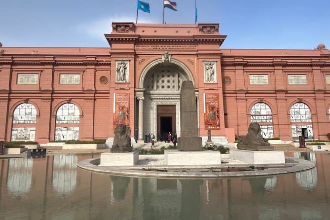 Private Guided Half-Day Tour of the Egyptian Museum in Cairo