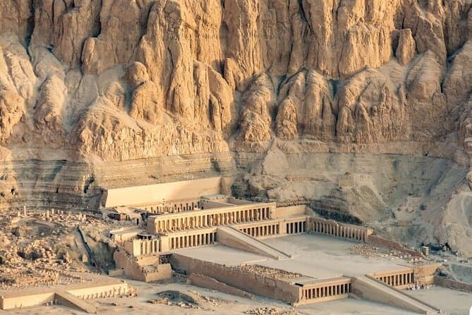 Overnight Trip to Luxor from Cairo including Flight& highlight tours