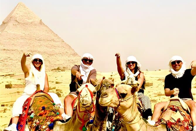 Private 4-Hour Tour: 9 Pyramids of Giza, Sphinx & Valley Temple