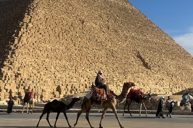Private Tour to Giza Pyramids, Memphis, Saqqara, inside Tombs