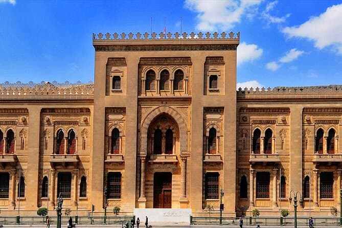 Discover Museum of Islamic Art Half Day Private Tour