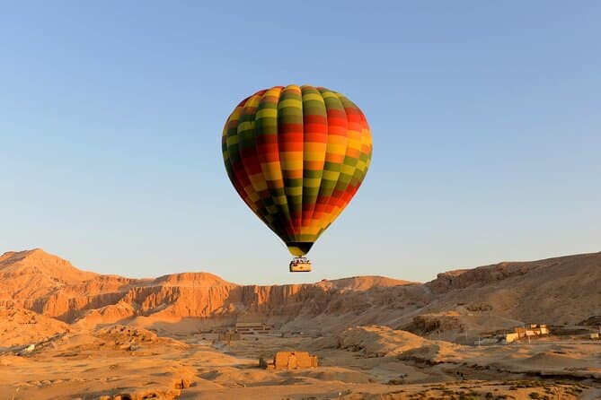 Luxury Sunrise Balloon Ride in Luxor with Pickup