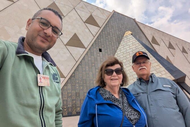 Tour Gem Grand Egyptian Museum, Grand staircase & New Galleries