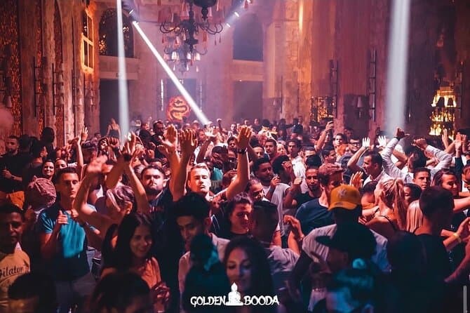 Party Like a VIP – Hurghada Club Tour with Transfers