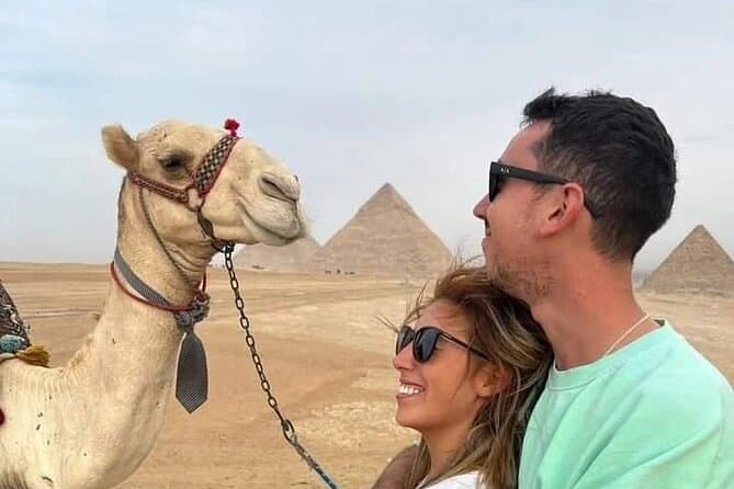 complete package pyramids, memfis, saqara and museum + free dinner