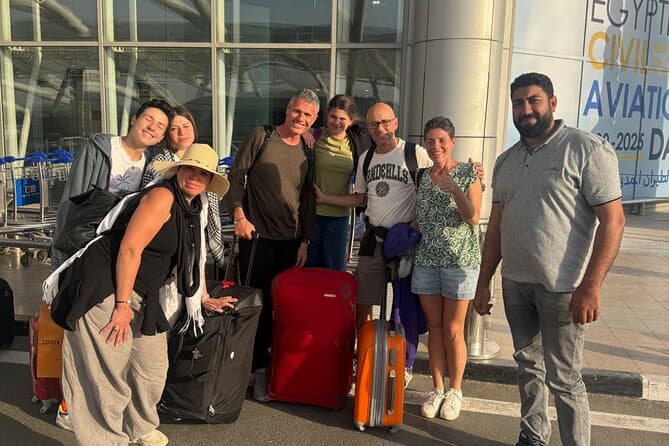 Transfer privato: da/per l'aeroporto internazionale del Cairo, Il Cairo e Giza