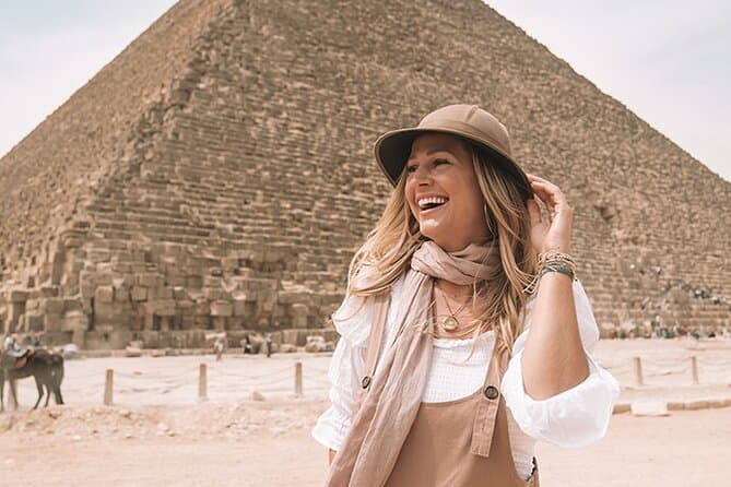 Private Tour Giza Pyramids and Grand Egyptian Museum and Bazaar