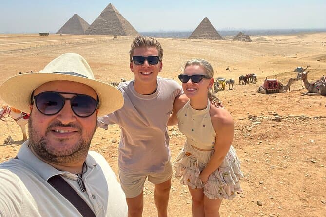 Private Guided Tour Saqqara ,Memphis ,Giza pyramids and Sphinx
