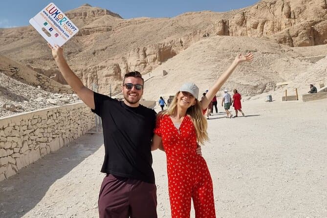 Tour di un'intera giornata ai templi e alle tombe della riva ovest di Luxor (privato)