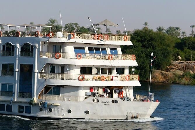 4-Night Nile Cruise from Luxor to Aswan with Guided Tours