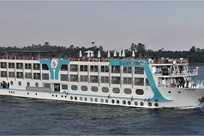 5 Days 4 nights Nile Cruise From Luxor to Aswan with tours