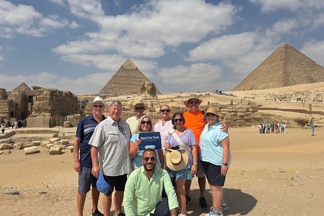 Private Giza Pyramids, Memphis and Saqqara with Egyptologist