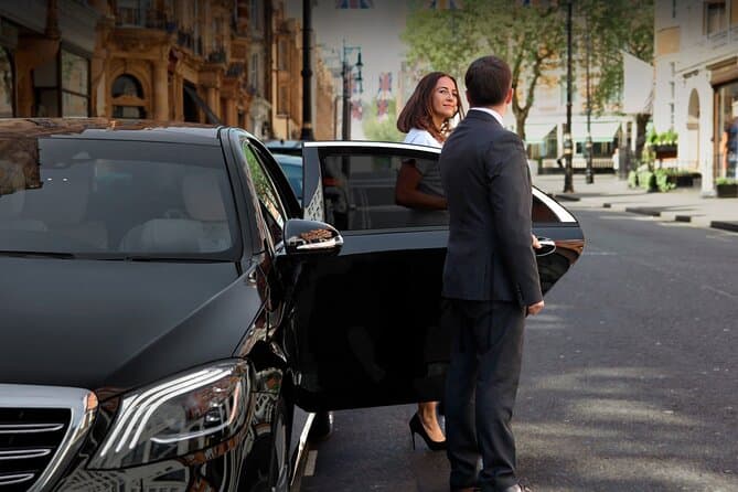 VIP Private Transfer from Luxor Airport to Hotels, Cruises