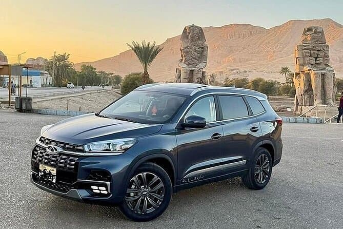 Private Van Transfer: Luxor to Hurghada