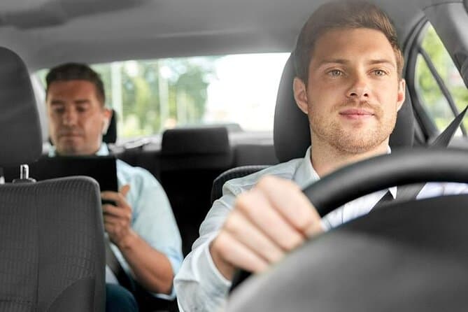Private Transfer from Luxor to Hurghada with Door to Door Service