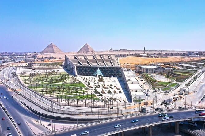 Private day trip Hurghada to Cairo Pyramids Grand Egyptian Museum