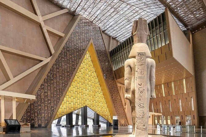 Kairo | Pyramiden von Gizeh & Großes Ägyptisches Museum | Privat | Ab Hurghada