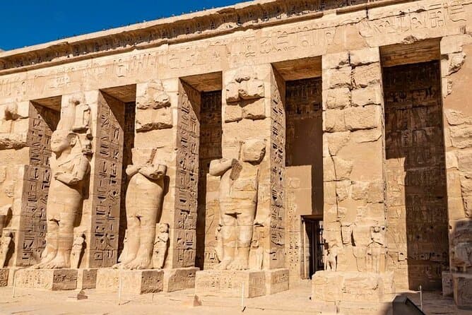 Private West Bank Tour to Hatshepsut &Temple of Habu & Nefertari
