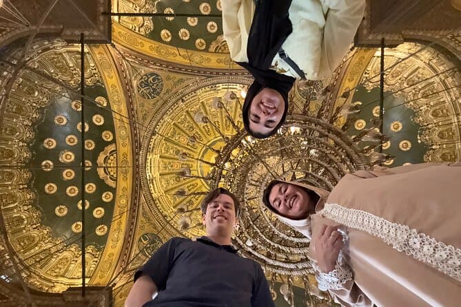 Private Day Tour in National Museum, Citadel and Bazaar