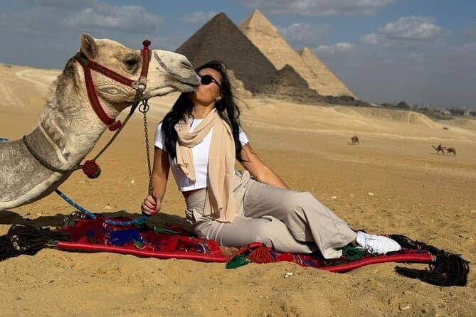 Private Camel or Horseback Riding around Giza Pyramids