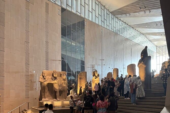 Best guided Tour to Giza Pyramids, GEM and Bazaar