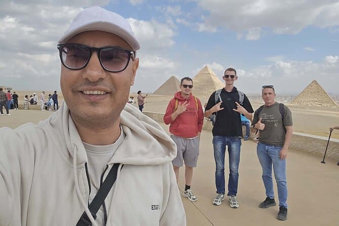 Private Tour Pyramids and GEM New Grand Egyptian Museum