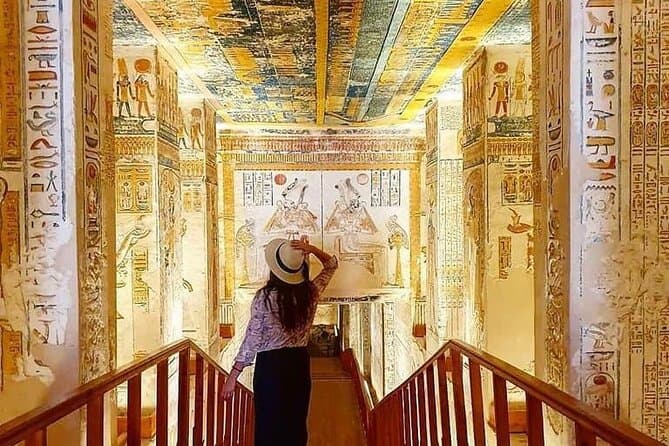 Hot Air Balloon Ride Over Luxor with West Bank Temples & Tombs