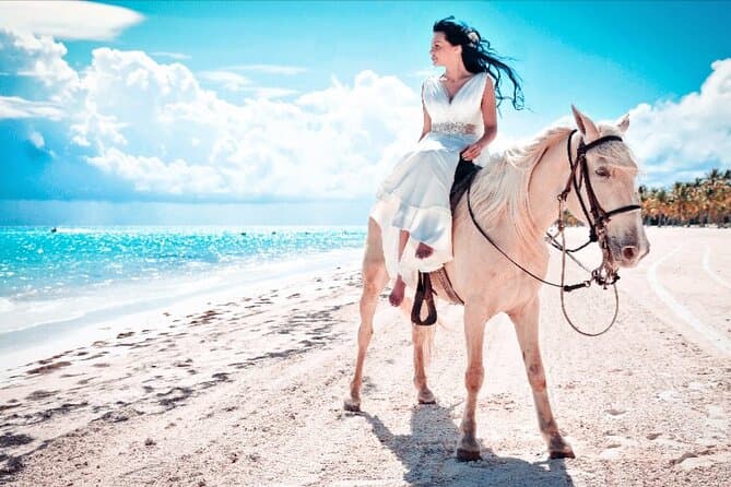 Hurghada Horseback Experience: Desert and Sea
