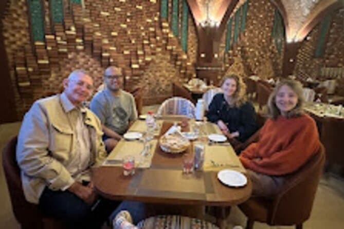 2 Hours Farm Tour With Lunch in Opal Luxor Legacy