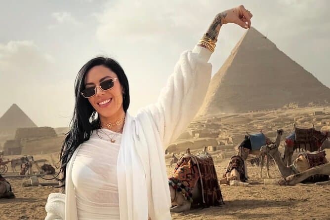 Private All Inclusive Giza Pyramids, Sphinx, and Camel