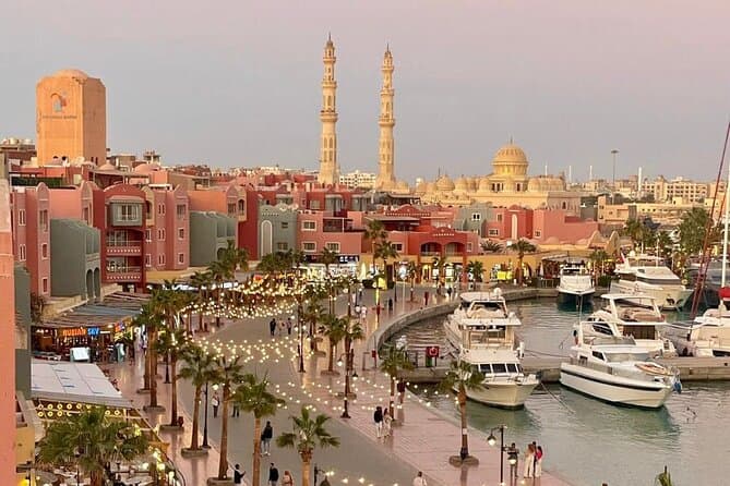 Private Hurghada City Tour with Marina, Mosque and Local Markets