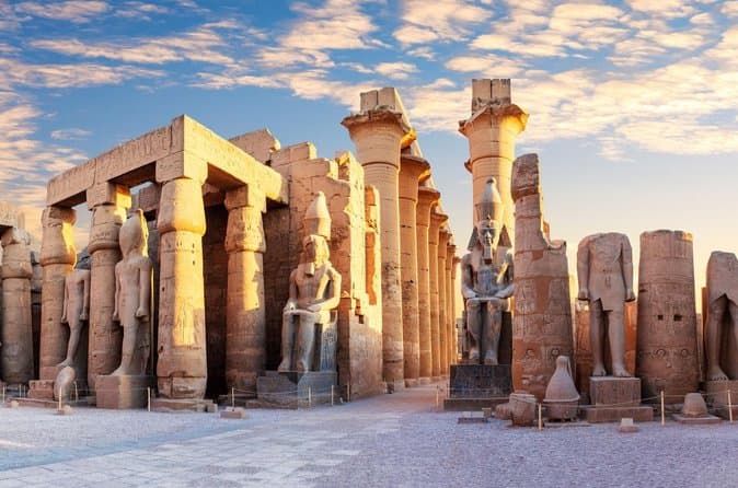 Lo mejor de Luxor: tour privado de día completo por las orillas este y oeste