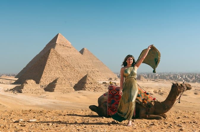 Private Giza Pyramids, Sphinx, Camel Ride & Lunch Guided Tour