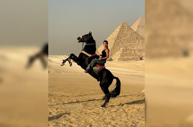 Private Full-Day Giza, Sakkara & Memphis Tour with Camel & Lunch