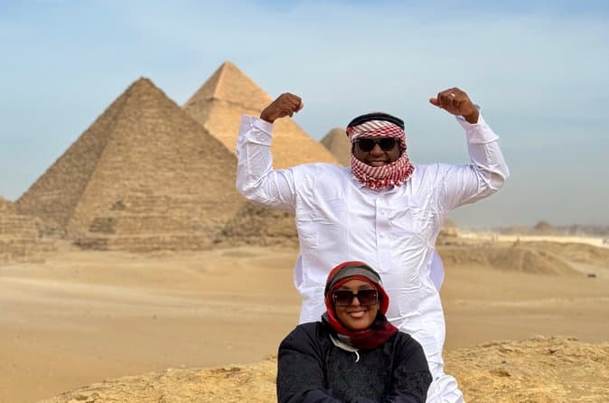 Half Day Tour To Giza Pyramids Valley Temple & Sphinx