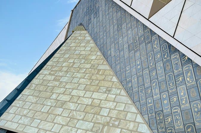 Layover Tour to Grand Egyptian Museum from Cairo Airport