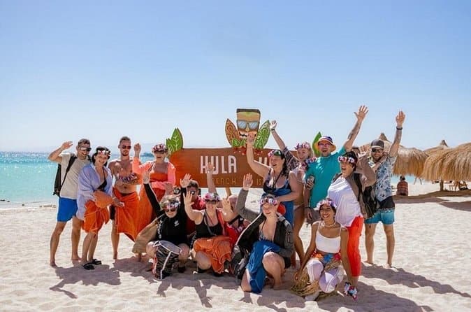 Hula Hula Island Full Day Snorkeling Cruise & Lunch – Hurghada