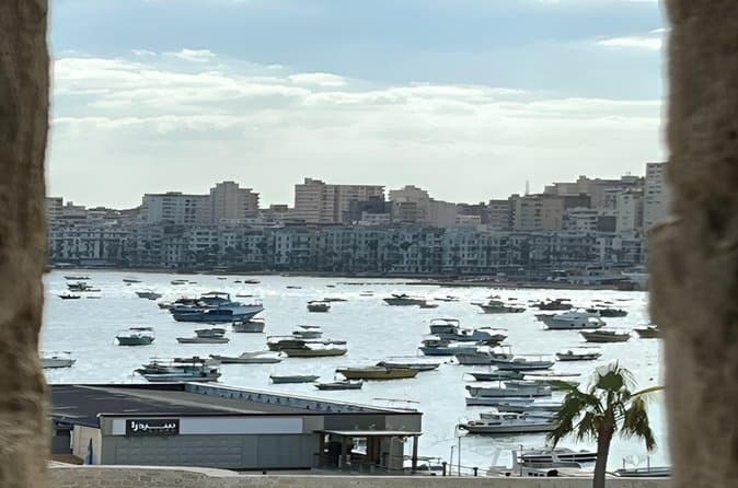 Private Alexandria Day Trip from Cairo – Catacombs & Qaitbay