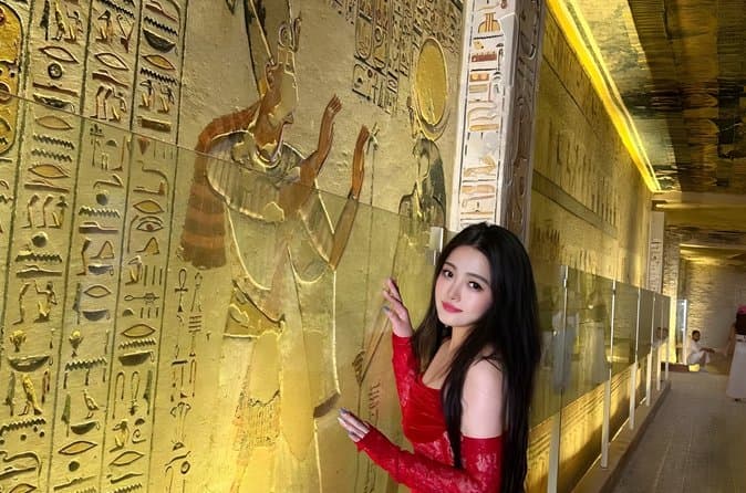 Private Full-Day Tour of Luxor: East & West Bank Highlights