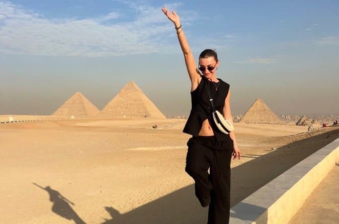 Explore Giza pyramids and khan Elkhalele bazaar city