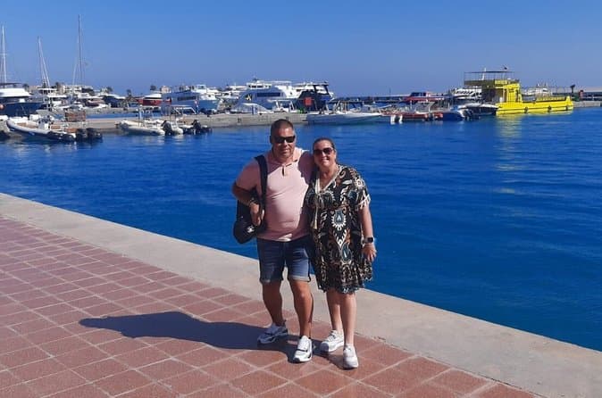 Private Hurghada City Tour with Marina Old Town and Shopping Stop