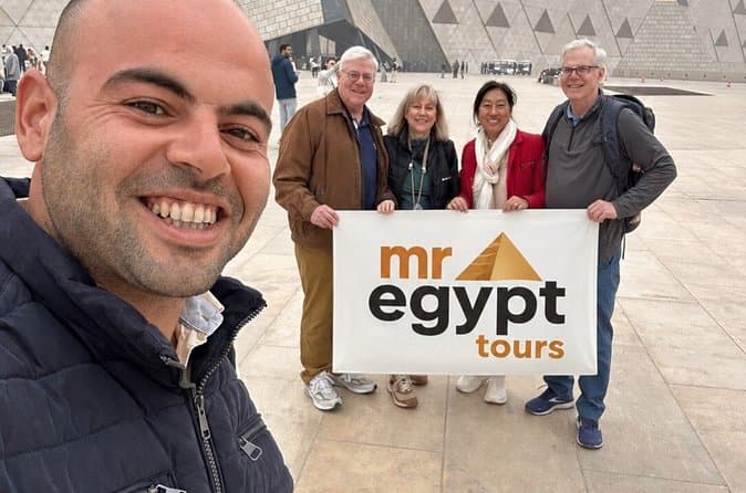 Grand museum Tour with Egyptologist, Lunch & Private Transfers