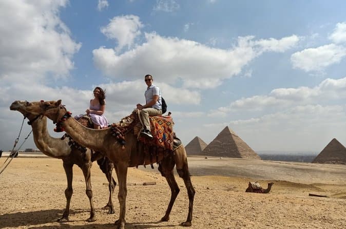 Private Layover Tour: Giza Pyramids and Grand Egyptian Museum